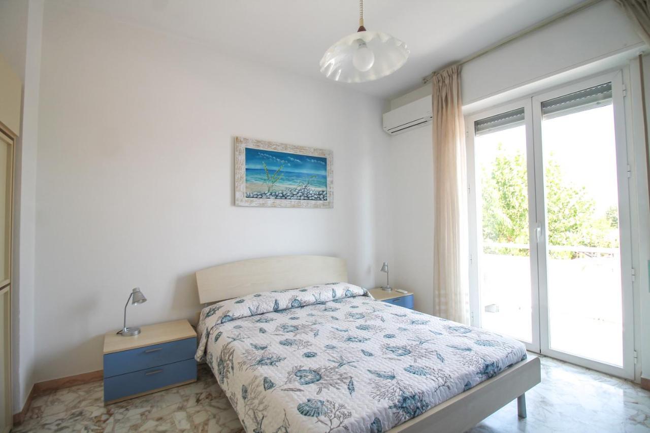 Residence Riviera Albenga Luaran gambar
